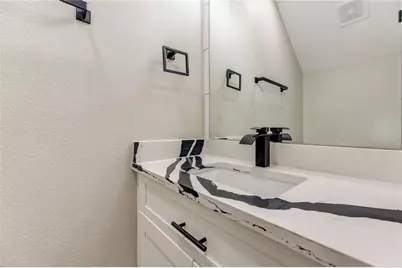 7201 Edmont Lane, Houston, TX 77088 - Photo 12