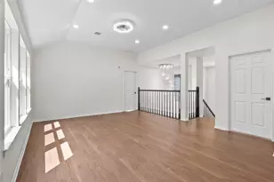 6239 Oak Pass Dr, Houston, TX 77091 - Photo 6