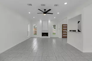 6239 Oak Pass Dr, Houston, TX 77091 - Photo 10
