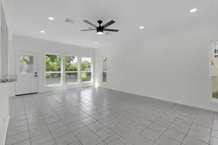 6239 Oak Pass Dr, Houston, TX 77091 - Photo 8