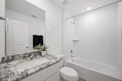 6009 Pineapple Street, Houston, TX 77048 - Photo 14