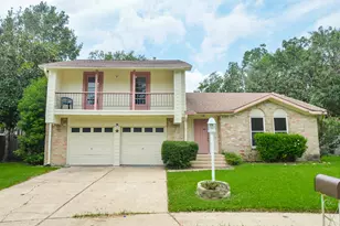 10707 Sagewind Cir, Houston, TX 77089 - Photo 32