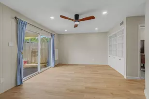 13198 Trail Hollow Dr, Houston, TX 77079 - Photo 20