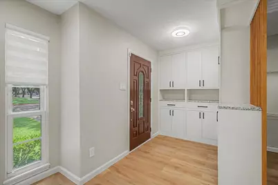 13198 Trail Hollow Drive #3198, Houston, TX 77079 - Photo 4