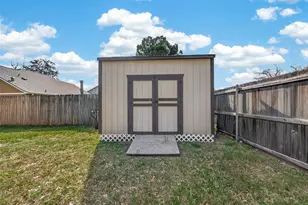 555 Shealy St, Houston, TX 77598 - Photo 34