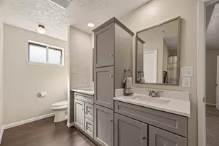 555 Shealy St, Houston, TX 77598 - Photo 28