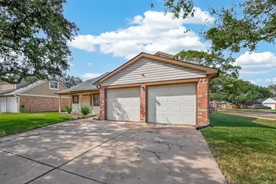 555 Shealy Street, Houston, TX 77598 - Photo 4