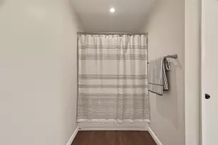 555 Shealy St, Houston, TX 77598 - Photo 30