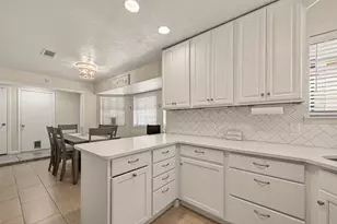 555 Shealy St, Houston, TX 77598 - Photo 16