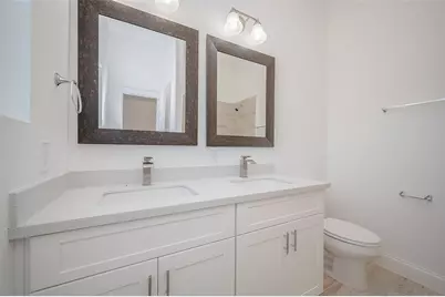 8449 Jutland Road #B, Houston, TX 77033 - Photo 24