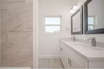 8449 Jutland Road #B, Houston, TX 77033 - Photo 26