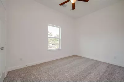 8449 Jutland Road #B, Houston, TX 77033 - Photo 18