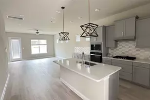 3005 Manor Heights Ln, Houston, TX 77063 - Photo 10