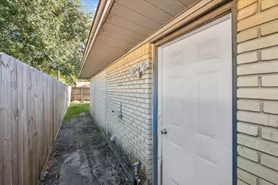 329 Robin Street, Deer Park, TX 77536 - Photo 26