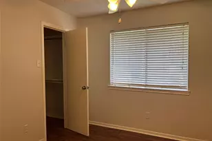 2703 Hot Springs Dr, Pearland, TX 77584 - Photo 24