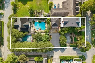 216 E 26th St, Houston, TX 77008 - Photo 4