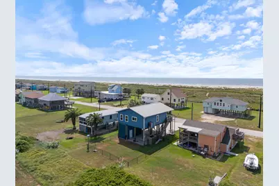 403 Beachfront Drive, Matagorda, TX 77457 - Photo 36