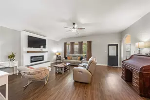 131 Piney Pathway, Magnolia, TX 77354 - Photo 8