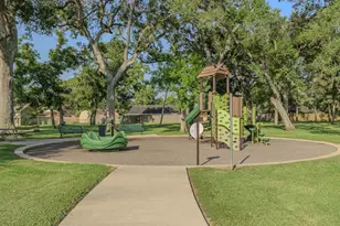 617 Dogwood St, Lake Jackson, TX 77566 - Photo 34