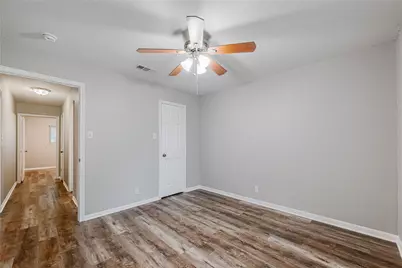 617 Dogwood Street, Lake Jackson, TX 77566 - Photo 22