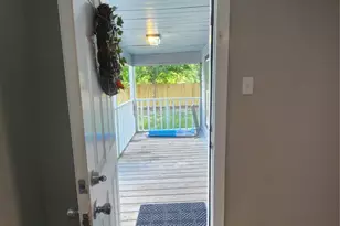 6203 1/2 Hoffman St, Houston, TX 77028 - Photo 4