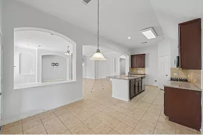 2502 N Yorkchase Lane, Conroe, TX 77304 - Photo 18