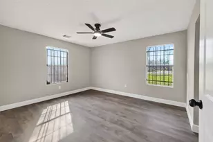 7437 Bywood St, Houston, TX 77028 - Photo 12