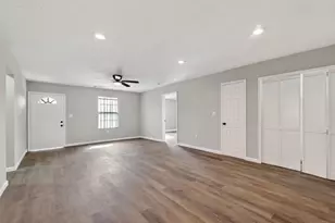 7437 Bywood St, Houston, TX 77028 - Photo 6