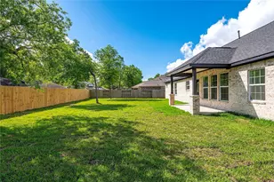 914 Bulwark Dr, Crosby, TX 77532 - Photo 36