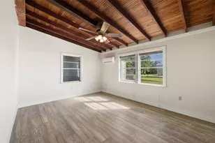 71 Collegeport Loop, , TX 77428 - Photo 12