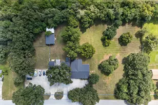 9326 Kay Ln, Houston, TX 77064 - Photo 10