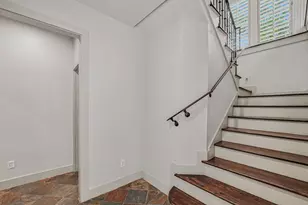 5008 Schuler St, Houston, TX 77007 - Photo 4