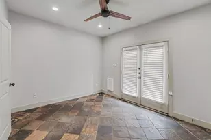 5008 Schuler St, Houston, TX 77007 - Photo 14