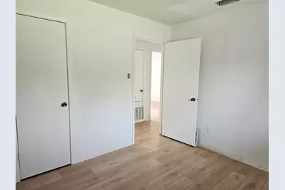 11023 Linvale Drive, Houston, TX 77016 - Photo 10