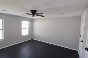 310 Paddock Rd, Willis, TX 77378 - Photo 6