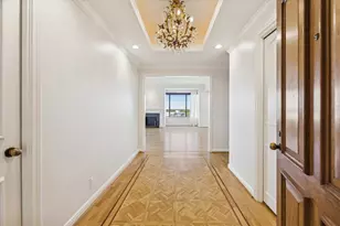 101 Westcott St, Houston, TX 77007 - Photo 1