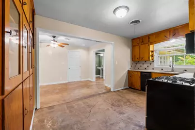 1702 Sheridan Drive, Baytown, TX 77520 - Photo 16