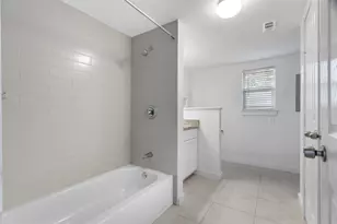 118 Waterwood Dr, Huffman, TX 77336 - Photo 14