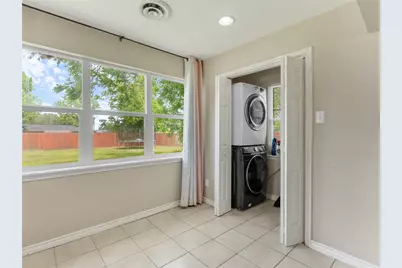 404 E Elizabeth Avenue, Palacios, TX 77465 - Photo 18