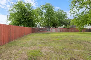 404 E Elizabeth Ave, Palacios, TX 77465 - Photo 32