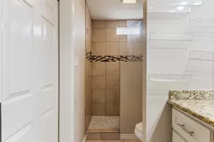 404 E Elizabeth Ave, Palacios, TX 77465 - Photo 24