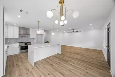 1107 Cordell Street, Houston, TX 77009 - Photo 8