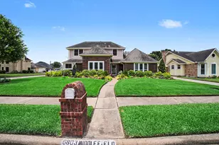 6803 Middlefield Dr, Pasadena, TX 77505 - Photo 2