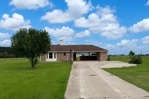 2376 Hwy 61, Devers, TX 77538 - Photo 2