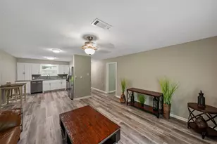 25827 Glen Loch Dr, Spring, TX 77380 - Photo 8