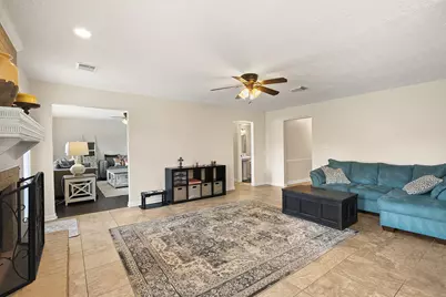 11711 Park Creek Drive, Houston, TX 77070 - Photo 8