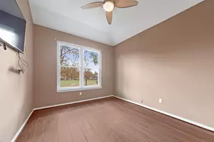 8410 Hunters Village Dr Dr, Humble, TX 77346 - Photo 12