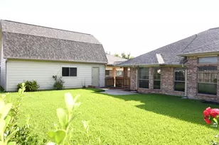 2316 Hopi Dr, League City, TX 77573 - Photo 2