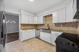 15066 Kimberley Ct, Houston, TX 77079 - Photo 4