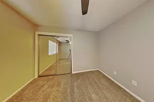 542 Enchanted Hollow Dr, Spring, TX 77388 - Photo 14